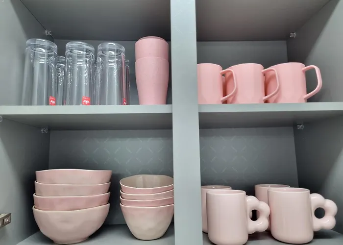 Pink 4 Bedroom Apartment